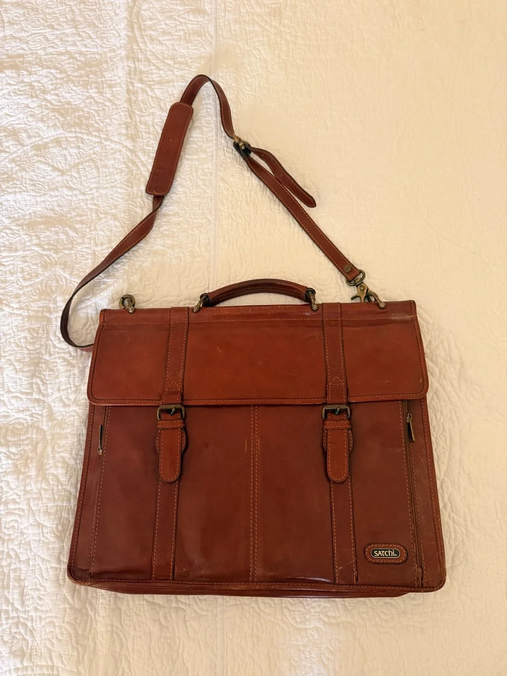 SACHI Tan Leather Messenger Briefcase with Shoulder Strap